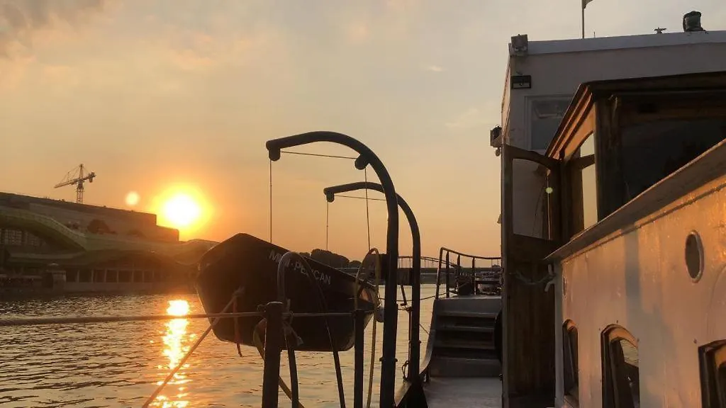 Bateau Pelican Privat bolig *